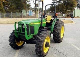Vehicule Tractoare municipale John Deere 5420