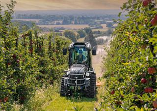 Tractoare pe șenile Carraro Mach 4 Toni 8900 