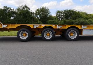 Tehnologii de transport Trailere cu platformă joasă Rolland Low loader 320 L