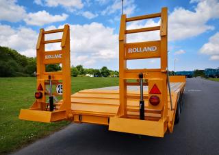 Tehnologii de transport Trailere cu platformă joasă Rolland Low loader 320 L