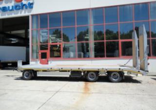 Trailere Trailere cu platformă joasă Möslein T 3-8,20 VB F
