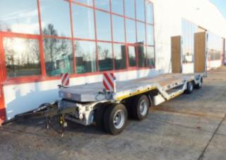 Trailere Trailere cu platformă joasă Möslein T4L-R