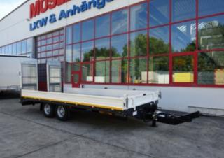 Trailere Trailere cu platformă joasă Möslein TTT 11-6,2 BR