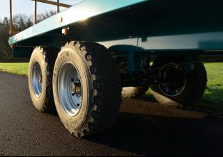 Tehnologii de transport Trailere cu platformă Rolland RP 10004 CH