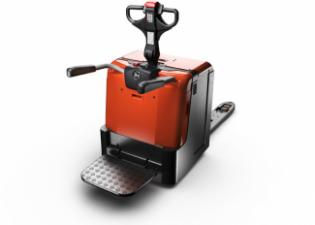Transpalete cu operator pedestru BT LPE 240
