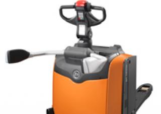 Transpalete cu operator pedestru BT LPE 250