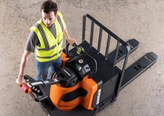 Stivuitoare frontale electrice Doosan B30ER-9 