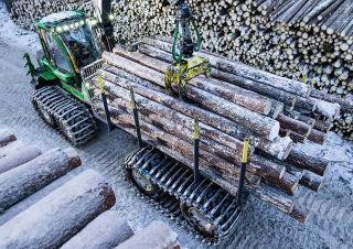 Echipamente forestiere Transportoare John Deere 1010 G