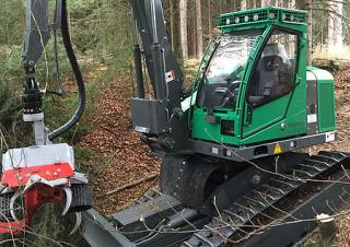 Echipamente forestiere Utilaje de recoltat bușteni Neuson Forest 103HV