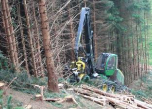 Echipamente forestiere Utilaje de recoltat bușteni John Deere 1270 E IT4