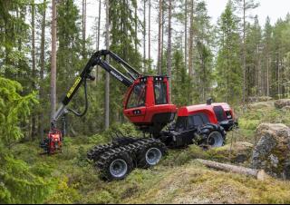 Echipamente forestiere Utilaje de recoltat bușteni Komatsu 931