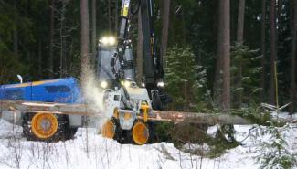 Echipamente forestiere Utilaje de recoltat bușteni Rottne H 14 B