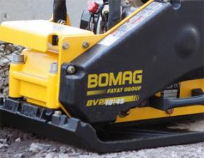 Plăci compactoare Plăci vibratoare cu o singură direcție Bomag BVP 18/45