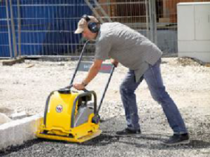 Plăci compactoare Plăci vibratoare cu o singură direcție Wacker Neuson WPP 1550 A