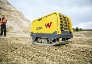 Plăci compactoare Plăci compactoare reversibile Wacker Neuson DPU80r Lem 770