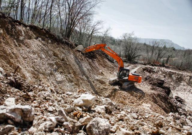 Hitachi ZX 290 LC-5 Specificații & Date Tehnice (2016-2016