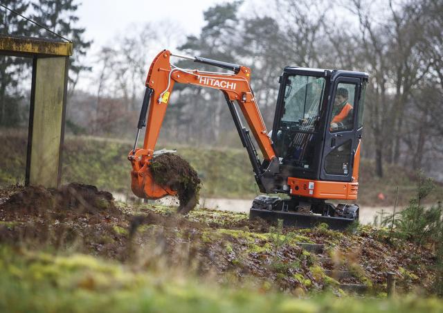 mini-excavatoare-zx26u-5-