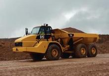 Autobasculante articulate Caterpillar 735