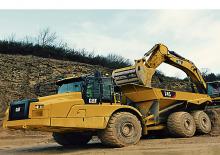 Autobasculante articulate Caterpillar 745