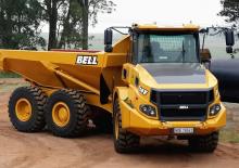 Autobasculante articulate Bell B18E