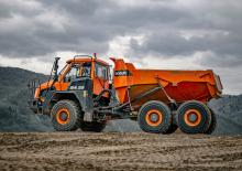 Autobasculante articulate Develon DA30-7 