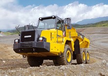 Autobasculante articulate Komatsu HA250-1