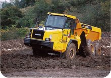 Autobasculante articulate Komatsu HM300-2