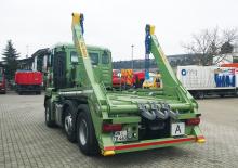 Automacarale cu sisteme de ridicare/încărcare pe platformă Palfinger PST 18 TEC