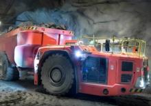 Autobasculante articulate Sandvik TH663i