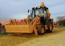 Buldoexcavatoare Case 580SK
