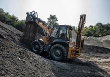 Buldoexcavatoare Case 590SV  