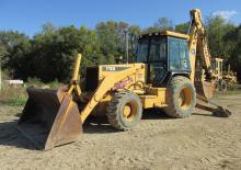 Buldoexcavatoare John Deere Construction 710 D