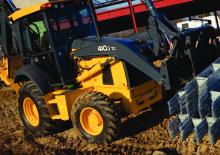 Buldoexcavatoare John Deere Construction 710 J