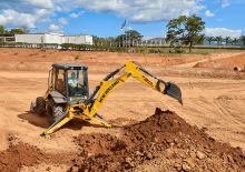 Buldoexcavatoare New Holland B90B