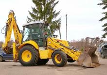 Buldoexcavatoare New Holland LB95.B
