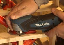 Burghie și șurubelnite fără fir Makita DA330D 