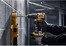 Burghie și șurubelnite fără fir DEWALT DCD798B