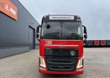 Capete tractor Volvo Trucks FH13.420 8x4 Tractor - Pusher