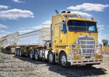 Capete tractor Kenworth K200 2.8M Aero roof MX15 8x4