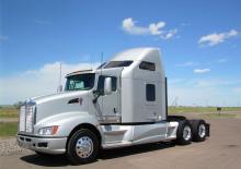 Capete tractor Kenworth T610 Day Cab MX 15 6x4