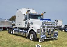 Capete tractor Mack TITAN 64