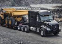 Capete tractor Volvo Trucks VNX 300.527 8x6 Tridem