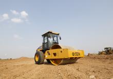 Cilindri compactori cu un singur tambur SEM 512