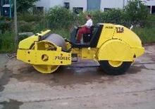Cilindri compactori cu un singur tambur Protec Boxer 111 *