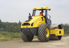 Cilindri compactori cu un singur tambur Bomag BW 211-40