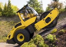 Cilindri compactori cu un singur tambur Bomag BW 213 BVC-5
