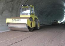Cilindri compactori cu un singur tambur Bomag BW 213 D-4