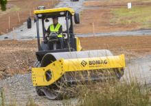 Cilindri compactori cu un singur tambur Bomag BW 213 D-5