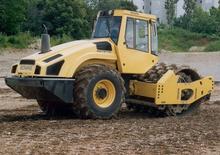 Cilindri compactori cu un singur tambur Bomag BW 213 PDH-4