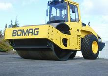 Cilindri compactori cu un singur tambur Bomag BW 216 D-4